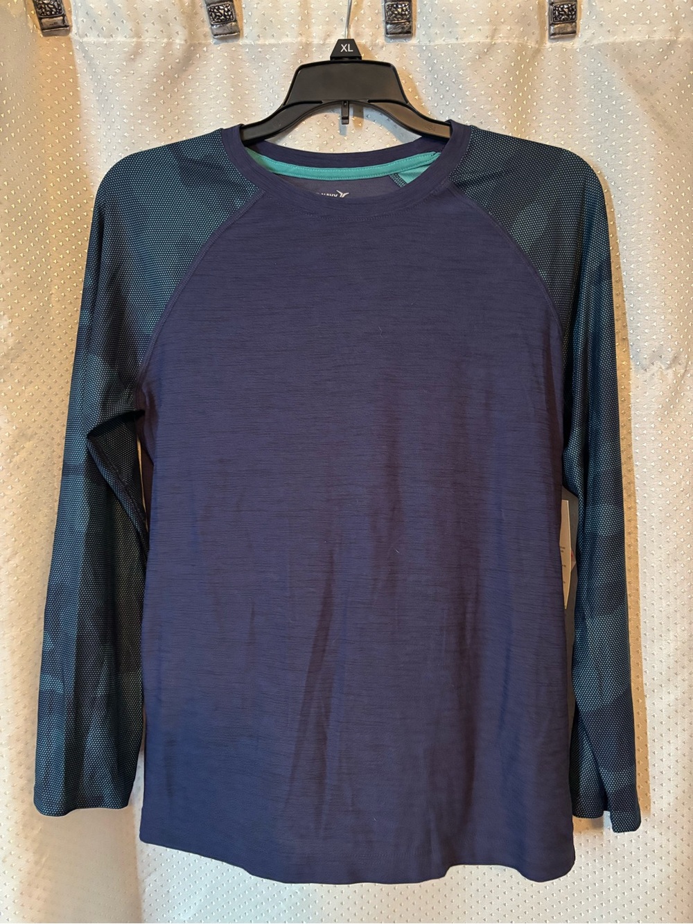 Old Navy Men's Navy Blue Long Sleeve Tee with Dark Teal Patterned Sleeves